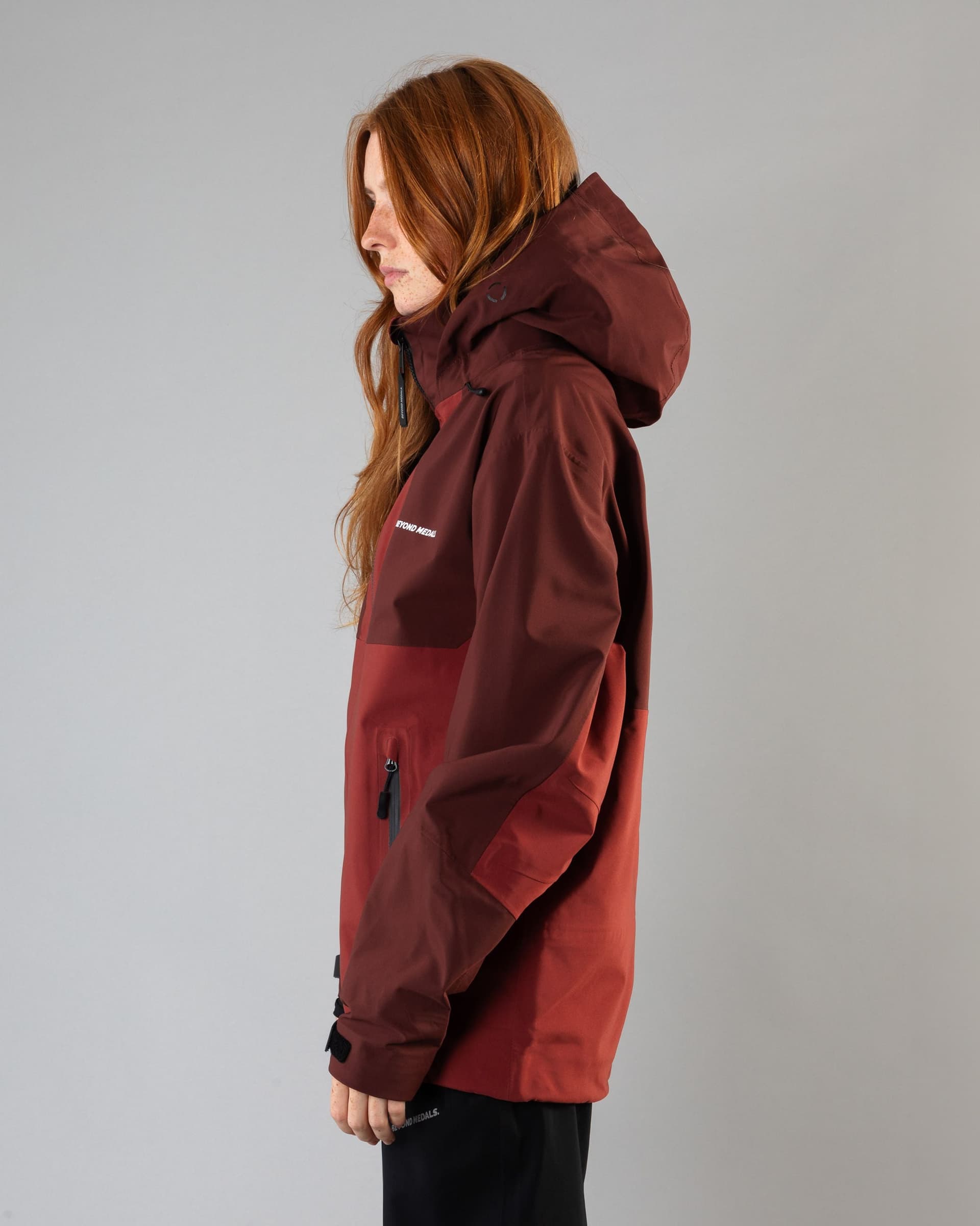 Tech Jacket 3L – Beyond Medals